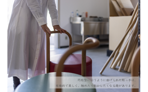 Carry Stool　H：大堀相馬焼の青磁色