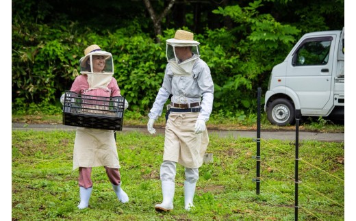 生まれ故郷の西和賀で養蜂家人生をスタートさせた髙橋さん親子