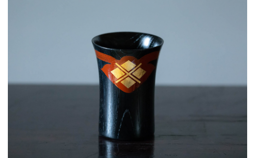 秀衡カップ3個　(朱・黒・木目) / 漆器 お酒 ジュース おちょこ ぐいのみ グラス 食器 漆塗 うるしぬり 手塗り 木製 伝統工芸品 和 お正月 高級 結婚 新築祝い お祝い 贈答 贈り物 プレゼント ギフト 香典返し お返し おもてなし