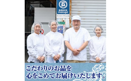 国産牛もつ鍋2種(醤油味・みそ味)＆福岡県産ハーブ鶏水炊き食べ比べセット(各2人前・合計6人前) モツ鍋 もつ鍋セット 水炊き 国産 醤油 しょうゆ 味噌 みそ 牛モツ ホルモン 鶏もも 骨付き もみじおろし ポン酢＜離島配送不可＞【ksg1393】【マル五】