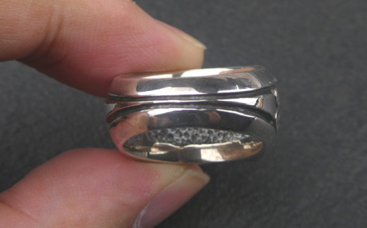 Mirror reflection ring 【ミラーリフレクションリング リング 指輪 シルバーリング シルバー シルバー925 鏡面仕上げ シンプル ハンドメイド 手作り ゆびわ りんぐ】
								