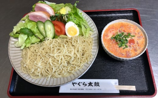 No.447 ちゃんこ屋のラーメン 10袋セット ／ ピリ辛スープ 麺類 つけ麺 送料無料 埼玉県