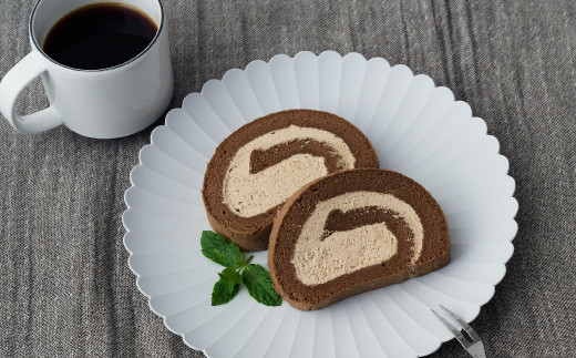 【プレミアム米粉ロールケーキ】焙煎ほうじ茶ロール 【グルテンフリー 誕生日 ギフト 洋菓子 焼菓子 ほうじ茶】(H053212)