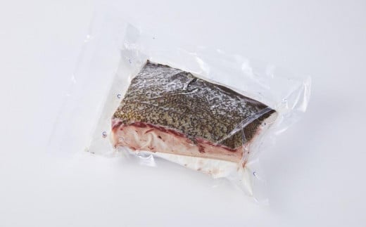 屋久島産 天然カンパチ 約1.5kg（約500g×3） ブロック 冷凍 真空パック