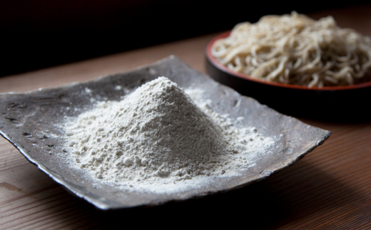 石臼びき 常陸秋そば 200g×6本 12人前 | 茨城県 常陸太田市 常陸秋そば 蕎麦 ソバ そば 人気 贈答 こだわり そば粉 蕎麦粉 風味 香り 挽きたて 秋そば お祝い 贈り物 ギフト 年越しそば 引っ越しそば 父の日 敬老の日