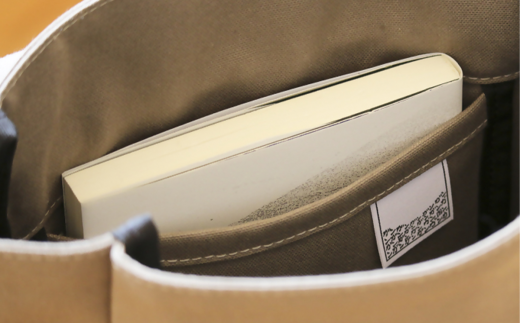 須田帆布 ポストマン・バッグ（ベージュ）【 茨城県 つくば ショルダーバッグ バッグ カバン 鞄 ファッション シンプル レディース メンズ 男性 女性 カジュアル プレゼント ギフト 帆布 国産 日本製 通勤 通学 旅行 丈夫 耐久性 】