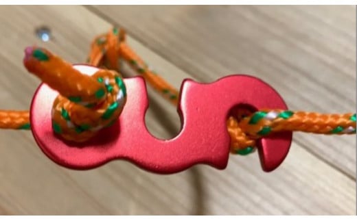 付属品　固定の為のロープ金具