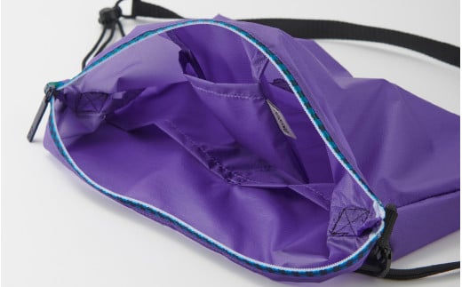 TO&FRO × familiar〉【9色から選べる】ポシェット【グリーン】 | 石川