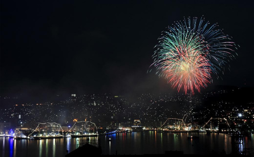 【額装写真】【長崎帆船まつり 帆船と夜空の花火】画寸B3サイズ [M10-8894] 