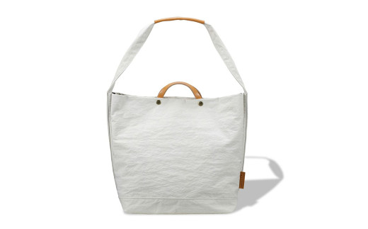 豊岡鞄　２ＷＡＹ　トート（キナリ）TUTUMU News paper tote（S2000　24-152）