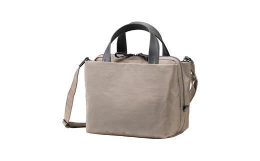 【豊岡鞄】TUTUMU tre mini boston bag（S4100）グレージュ