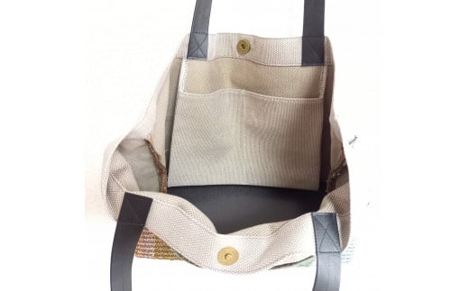 手織り（さをり織り）×播州織厚地のトートバッグ　カーキ　職人技　手織り　カラフル　やさしい風合い　個性豊か