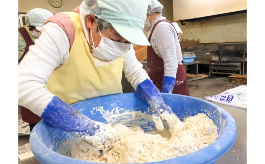 添加物は不使用！一つひとつ丹精込めて作られています。