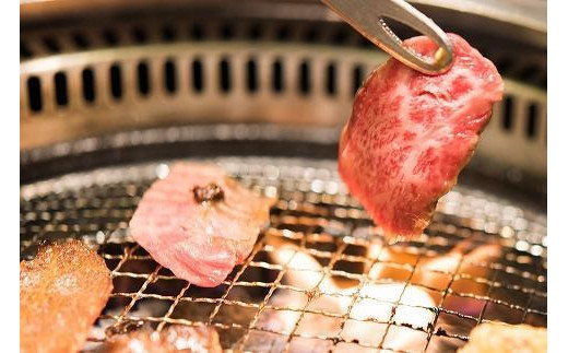 日時指定可能 実生庵の黒毛和牛 近江牛 【並】 赤身モモ BBQ焼肉用 1000g 冷凍 #26