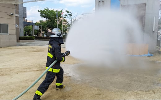 【6月10日(土)開催分】消防士体験チャレンジ＆はしご車から見る「世界遺産」/消防体験 特殊車両 体験チケット 大阪府【オンライン決済限定】