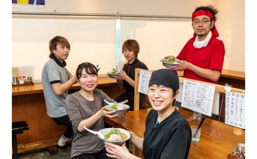 お肉を愛するラーメン屋 悟空がお届けする牛骨しおラーメン2食＋特製チャーシュー5枚セット