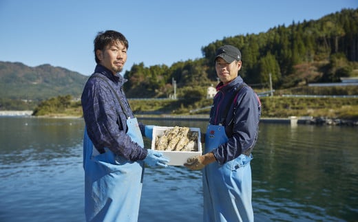 【12月前半発送】先行予約 訳あり 殻付き牡蠣 生食用 約3kg 【 牡蠣 かき カキ 殻付き 生食 数量限定 国産 三陸産 広田湾 小友 大和水産 】RT2626 