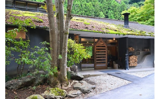 【名栗温泉 大松閣】展望大浴場での入浴付き 山の茶屋 ペア食事券[52210210]