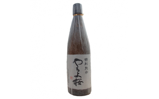 八千代産のお米(5kg)2袋と「特別純米・やちよ桜」(720ml)2本のセット【1900193】