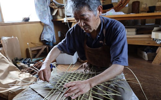 【北の竹工房】千島笹燻煙透かし網代バッグ