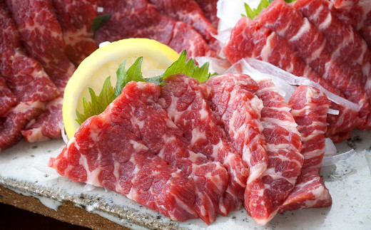 熊本 馬刺し 特選 霜降り (中トロ) 計1kg(50g×20個) 馬肉