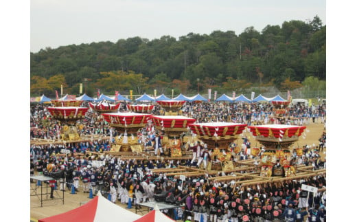 市制施行70周年記念イベント 三木の祭り屋台大集合 屋台担ぎ体験