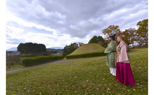 飛鳥時代の「女帝」衣装着用体験＜Bタイプ＞