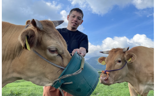 【NHKあさイチで紹介されました！】くまもとあか牛 焼肉セット　赤身肉+カルビ(150g×4パック)＜産山村産＞