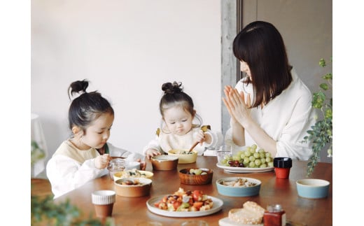 【aeru】 ベビー食器 大谷焼の こぼしにくい器（平皿） ｜ 離乳食 赤ちゃん 子ども 子供