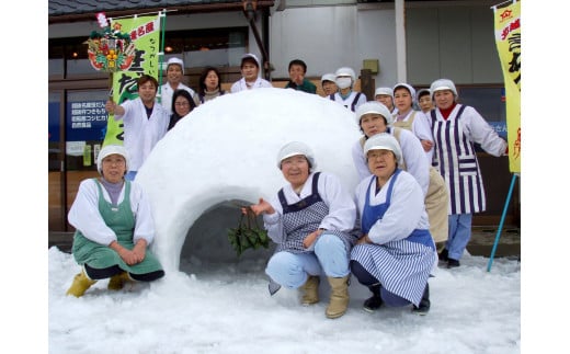 C4023 【令和6年産米】自然豊かな風土が育んだ 新潟県岩船産 コシヒカリ 15kg