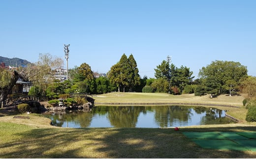 ゴルフ 宿泊 セット 利用券 みのるゴルフセンター ショートホール ペア 竜天オートキャンプ場 コテージ 岡山県 赤磐市