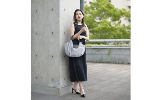 【豊岡鞄】TUTUMU BALLOON TOTE（S4200）ライトグレー