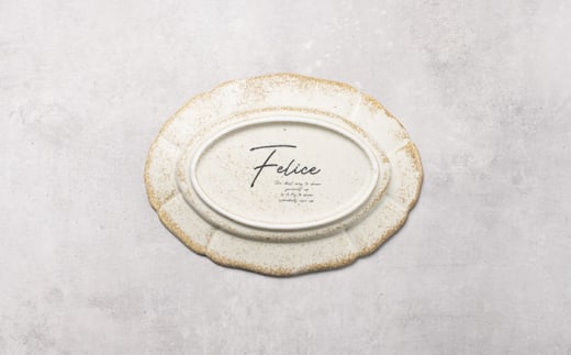 【美濃焼】Rin花 20cmオーバルプレート2点セット（ｴｸﾘｭ）【Felice-フェリーチェ-藤田陶器】 [MBX071]