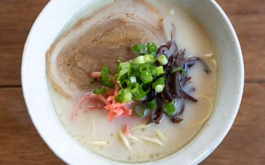 鳥志商店 うきはラーメン(8食) と うどん(7食)の詰合せ 15食　本格とんこつラーメン 豚骨味