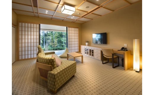 【迎賓庵 あけくれ】月・水・祝日限定 1泊2食付 ペア 宿泊券《露天風呂付和室ベッド》