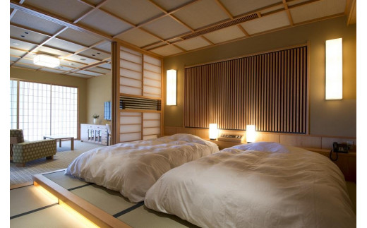 【迎賓庵 あけくれ】月・水・祝日限定 1泊2食付 ペア 宿泊券《露天風呂付和室ベッド》