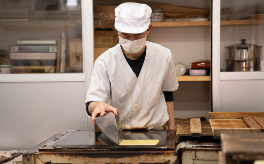 手作りにこだわった焼き菓子詰め合わせ(レモンケーキ・マドレーヌ・松葉ボーロ)【1231485】