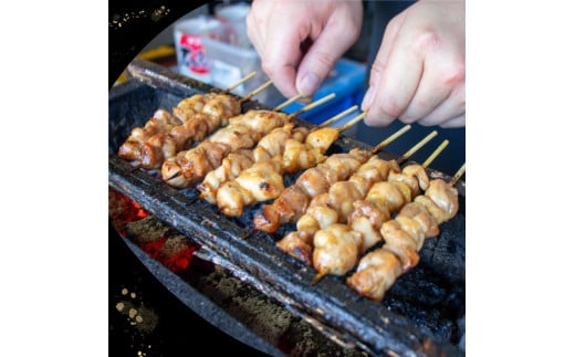 【焼き上げ済／たれ付】四万十鶏の炭火やきとり 計40本 国産鶏 焼き鳥 焼鳥串 5種（せせり もも にんにくま ねぎま かわ 各1本）5本1袋 ×8パック 銘柄鶏  レンジでチンするだけ 時短 家飲み