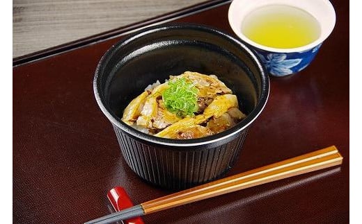 三重の逸品丼シリーズ　4個セット(「伊賀牛炙り丼」×2個　他2種×各1個)