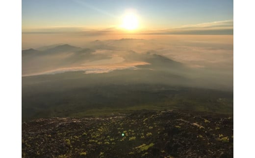 プロガイド付き富士登山！1泊2日ツアー（ペア）◇【富士山　登山　体験　宿泊】