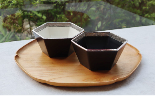 【まるふくオリジナル】有田焼 黒マットHexagon Bowl２個セット ボウル 小鉢 多用鉢 サラダ ペア ギフト 贈物 A25-349