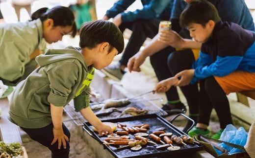 『腰掛山荘』施設利用券　3000円分