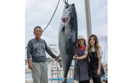 伊平屋島近海のマグロ1kg(マイナス60℃急速冷凍)【1497092】