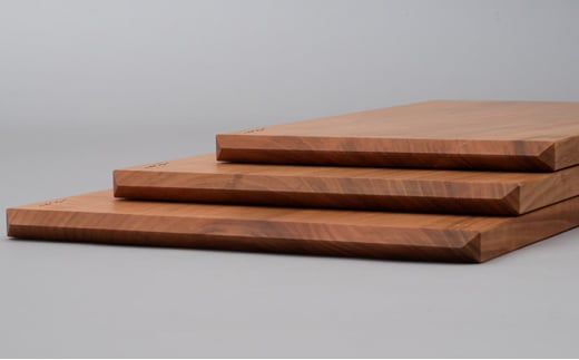 カッティングボード S・M・L 3枚セット Cutting Board type A セット キッチン用品 日用品 まな板 サービングボード 国産 無垢材 クルミオイル 広葉樹 一枚板 安心 安全 木製品 [№5675-1213]