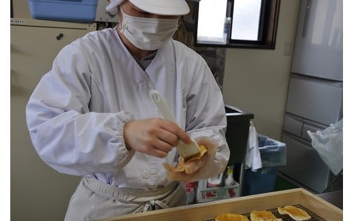 こだわりの『炭手焼きせんべい』詰め合わせ（７種） 煎餅 【醤油・海苔・胡麻・翡翠・ざらめ・七味・カフェモカ】