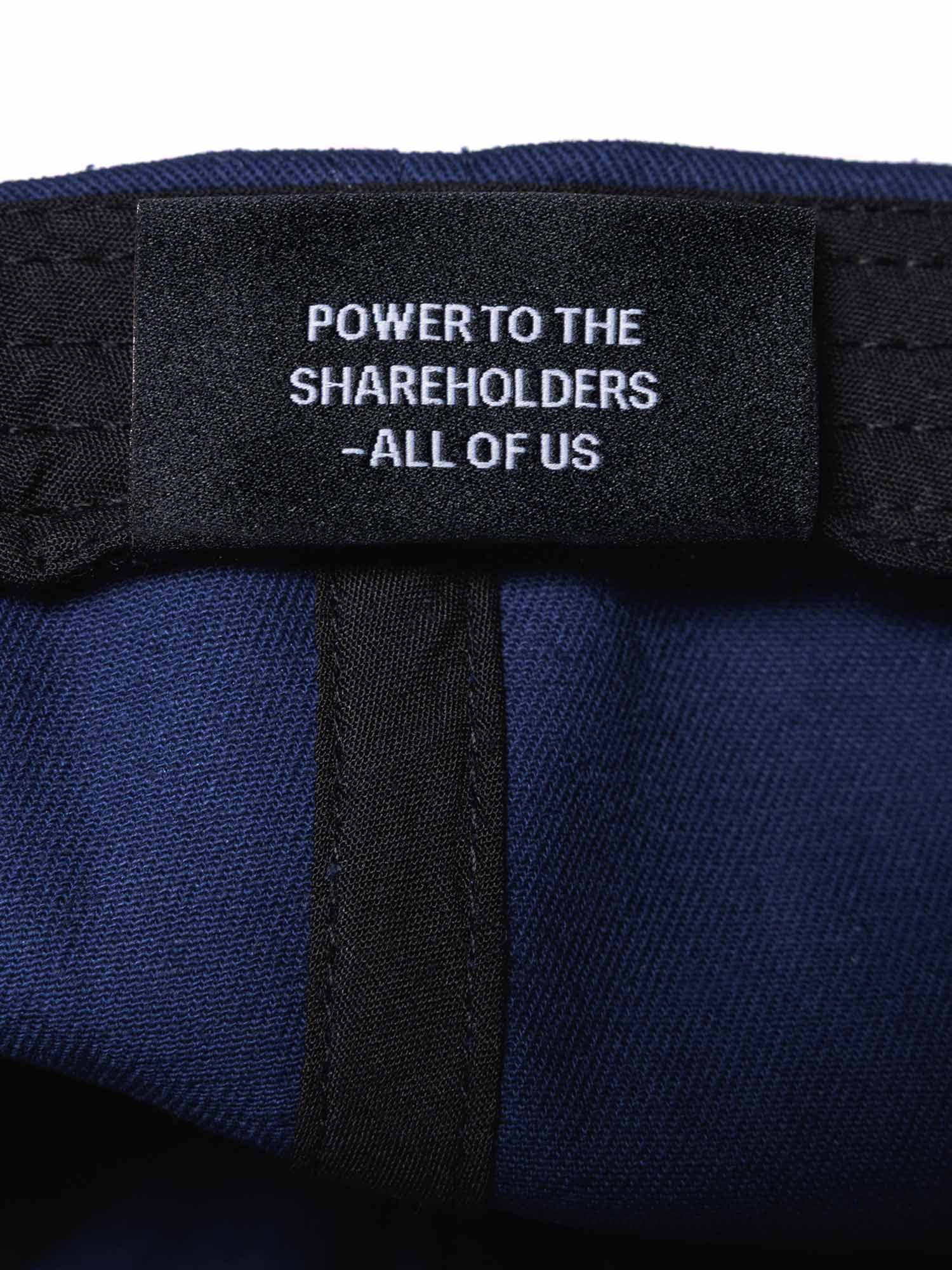 第2期株主誕生記念 &キャップ