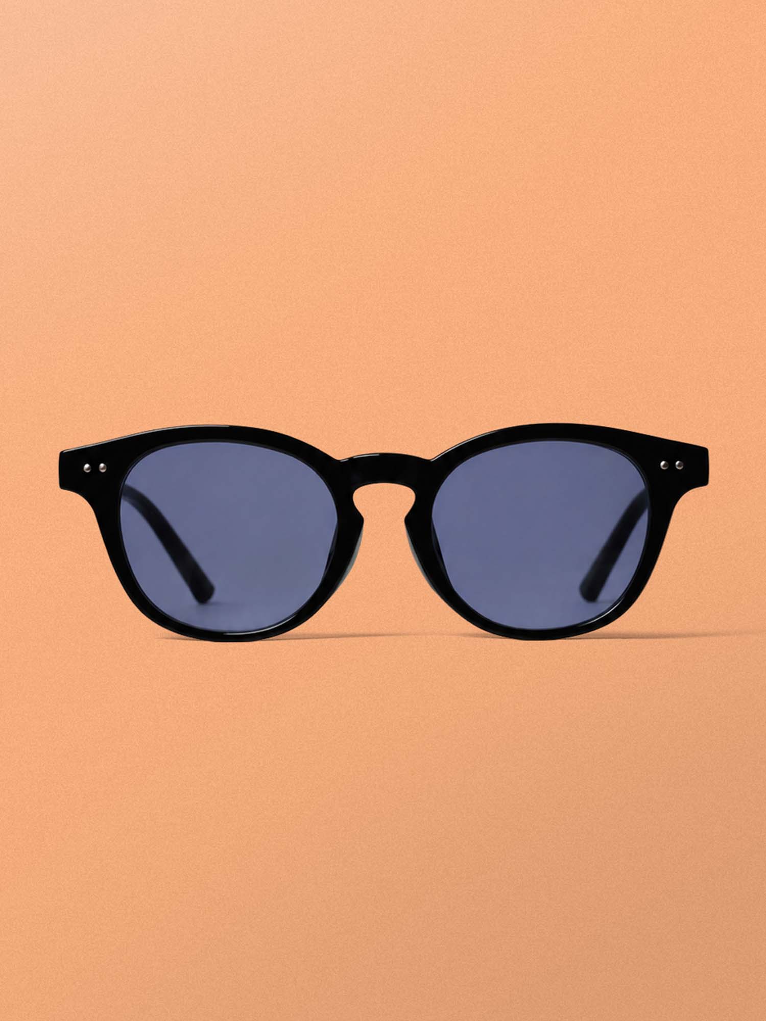 第3期 株主誕生記念グッズ | カブアンド