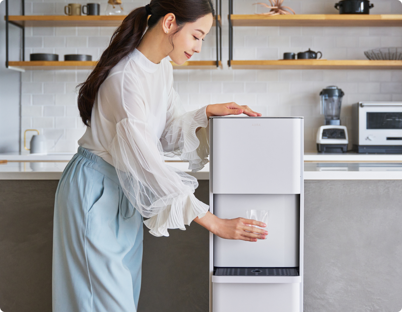 AURA Water Server | 天然水ウォーターサーバー | KABU&ウォーター